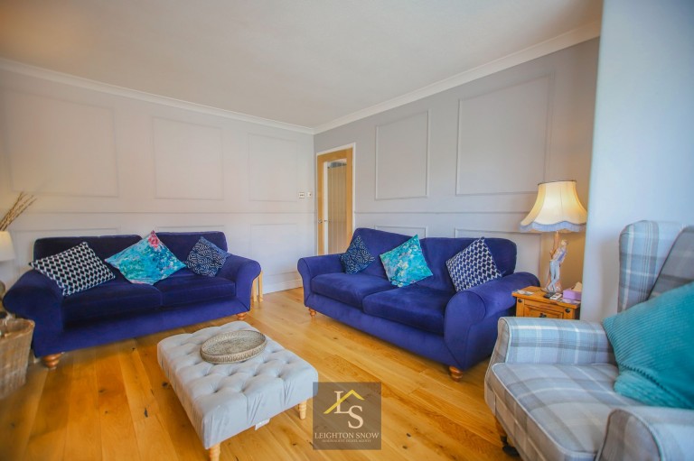 Images for Thorn Grove, Cheadle Hulme, SK8 EAID:425574707 BID:a331354c-8a27-4290-8521-a2425358b7e6