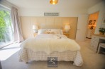 Robins Close, Bramhall, sk7