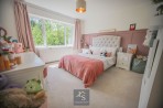 Robins Close, Bramhall, sk7