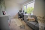 Robins Close, Bramhall, sk7