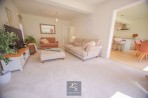 Robins Close, Bramhall, sk7