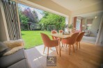 Robins Close, Bramhall, sk7