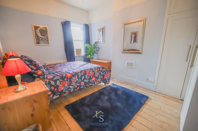 Images for Woodfield Road, Cheadle Hulme, SK8 EAID:425574707 BID:a331354c-8a27-4290-8521-a2425358b7e6