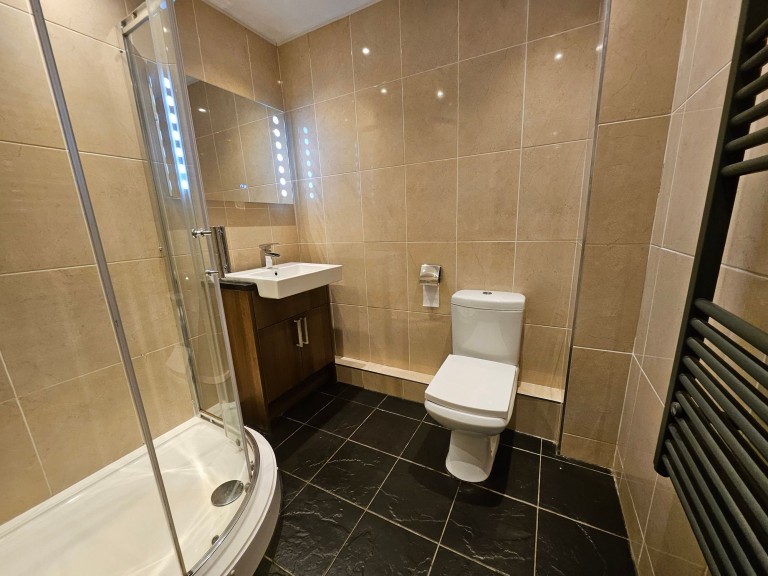 Images for Hall Lane, Manchester, M23 EAID:425574707 BID:4e9803c7-4032-406b-90d5-01d6ebc98bcc