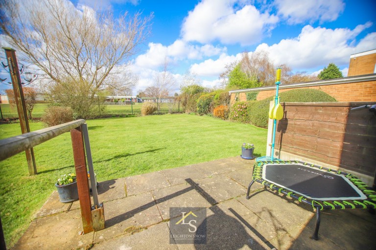 Images for Dairyground Road, Bramhall, SK7 EAID:425574707 BID:a331354c-8a27-4290-8521-a2425358b7e6