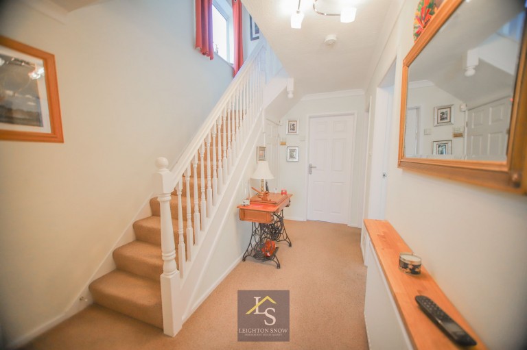 Images for Dairyground Road, Bramhall, SK7 EAID:425574707 BID:a331354c-8a27-4290-8521-a2425358b7e6