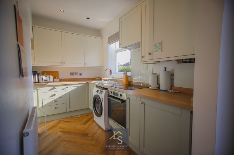 Images for Tideswell Road, Hazel Grove, SK7 EAID:425574707 BID:a331354c-8a27-4290-8521-a2425358b7e6