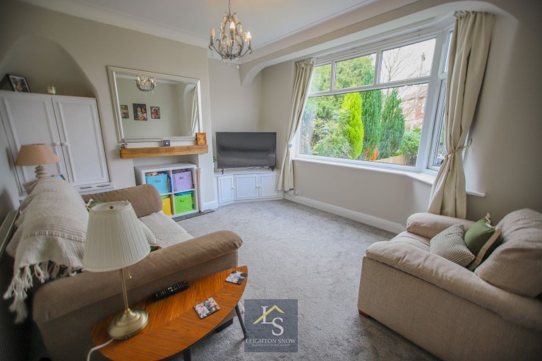 Images for Tideswell Road, Hazel Grove, SK7 EAID:425574707 BID:a331354c-8a27-4290-8521-a2425358b7e6