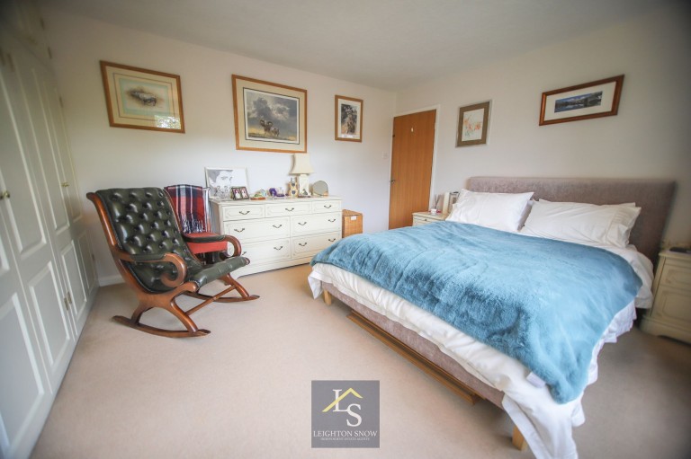 Images for Moss Bank, Bramhall, SK7 EAID:425574707 BID:a331354c-8a27-4290-8521-a2425358b7e6