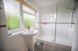 Images for Moss Bank, Bramhall, SK7