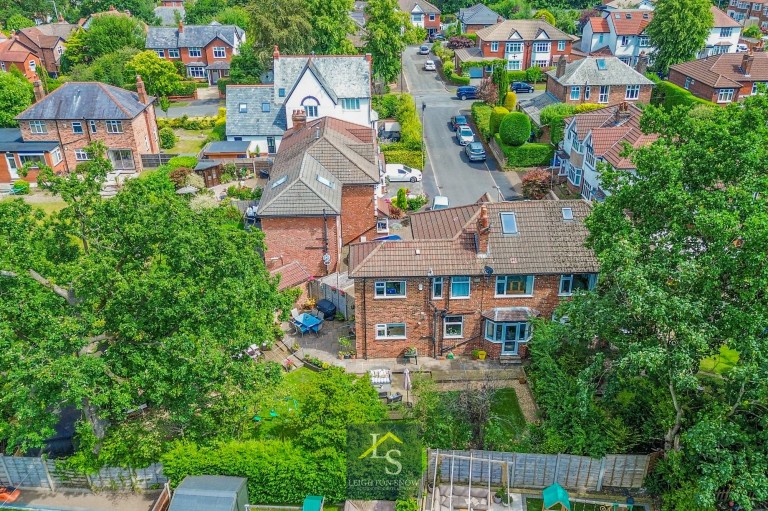 Images for Norwood Avenue, Bramhall, SK7 EAID:425574707 BID:a331354c-8a27-4290-8521-a2425358b7e6
