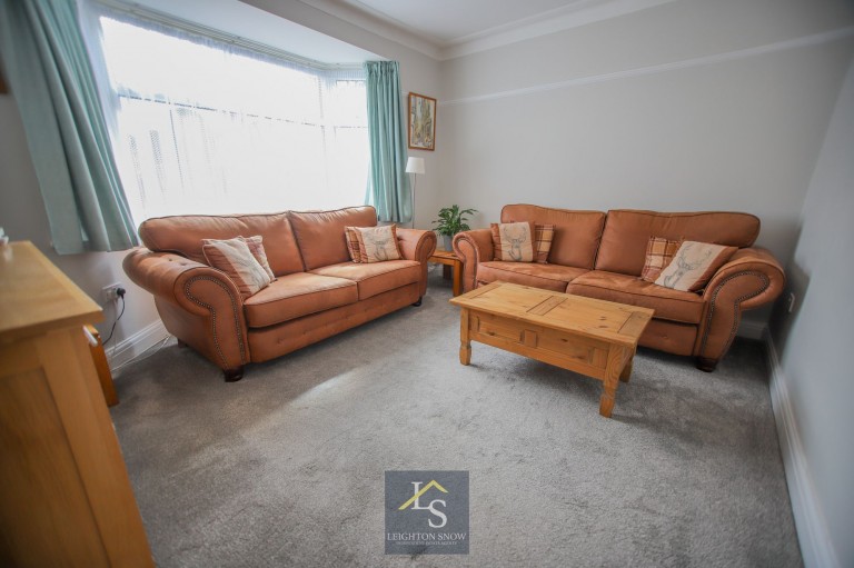 Images for Norwood Avenue, Bramhall, SK7 EAID:425574707 BID:a331354c-8a27-4290-8521-a2425358b7e6