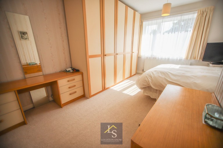 Images for Glastonbury Avenue, Cheadle Hulme, SK8 EAID:425574707 BID:a331354c-8a27-4290-8521-a2425358b7e6