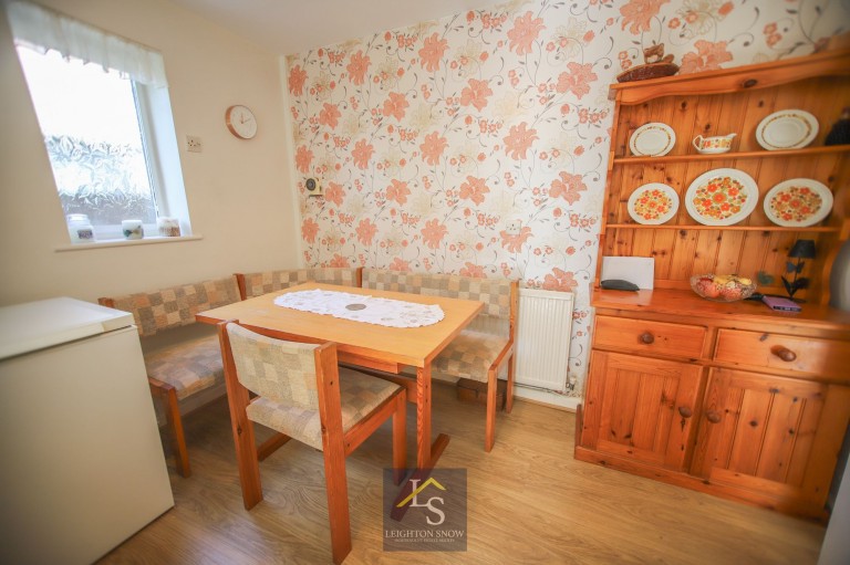 Images for Glastonbury Avenue, Cheadle Hulme, SK8 EAID:425574707 BID:a331354c-8a27-4290-8521-a2425358b7e6