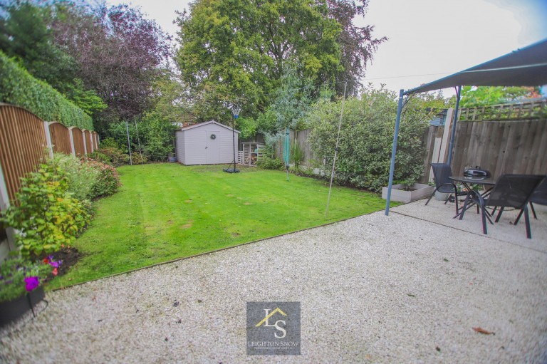 Images for Ravenoak Park Road, Cheadle Hulme, SK8 EAID:425574707 BID:a331354c-8a27-4290-8521-a2425358b7e6