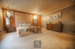 Hall Road, Bramhall, sk7