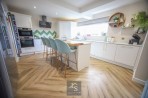 Vicarage Avenue, Cheadle Hulme, sk8