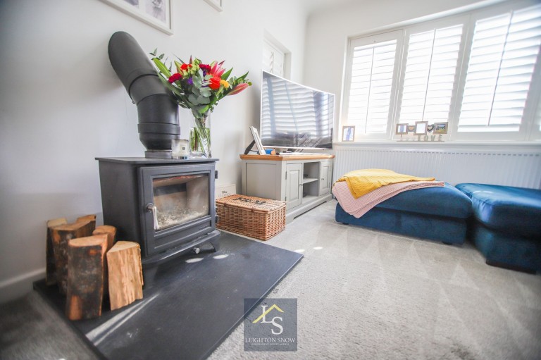 Images for Vicarage Avenue, Cheadle Hulme, SK8 EAID:425574707 BID:a331354c-8a27-4290-8521-a2425358b7e6