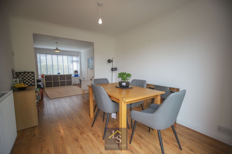 Images for Sawley Drive, Cheadle Hulme, SK8 EAID:425574707 BID:a331354c-8a27-4290-8521-a2425358b7e6