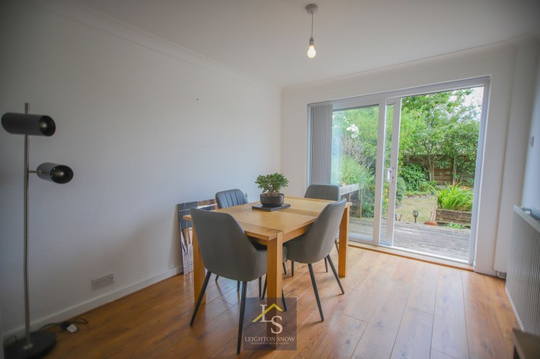 Images for Sawley Drive, Cheadle Hulme, SK8 EAID:425574707 BID:a331354c-8a27-4290-8521-a2425358b7e6