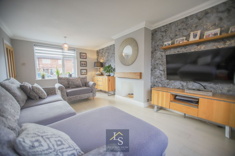 Images for Heaton Avenue, Bramhall, SK7 EAID:425574707 BID:a331354c-8a27-4290-8521-a2425358b7e6