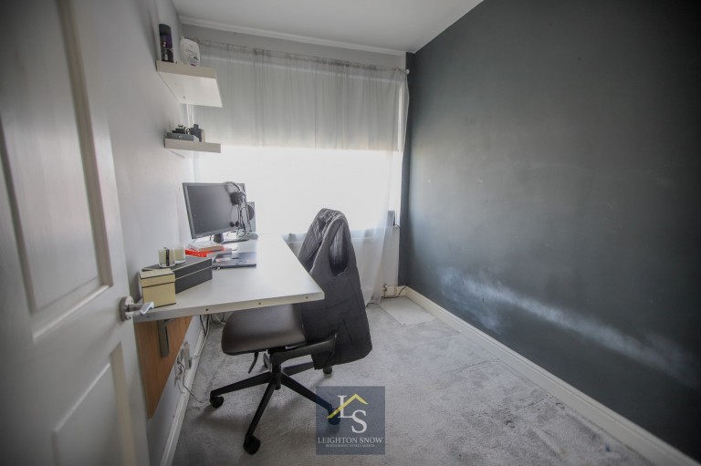 Images for Newquay Drive, Bramhall, SK7 EAID:425574707 BID:a331354c-8a27-4290-8521-a2425358b7e6