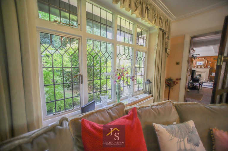 Images for Bramhall Park Road, Bramhall, SK7 EAID:425574707 BID:a331354c-8a27-4290-8521-a2425358b7e6