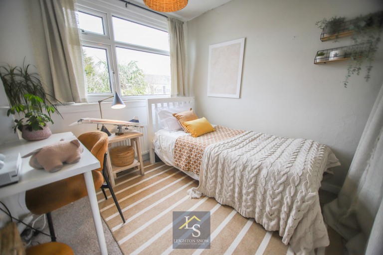 Images for Tewkesbury Close, Cheadle Hulme, SK8 EAID:425574707 BID:a331354c-8a27-4290-8521-a2425358b7e6