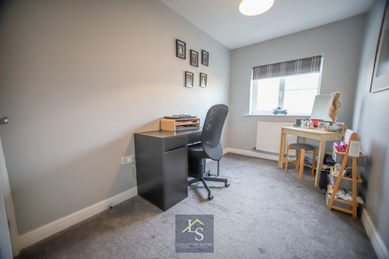 Images for Abbeydale Close, Cheadle Hulme, SK8 EAID:425574707 BID:a331354c-8a27-4290-8521-a2425358b7e6