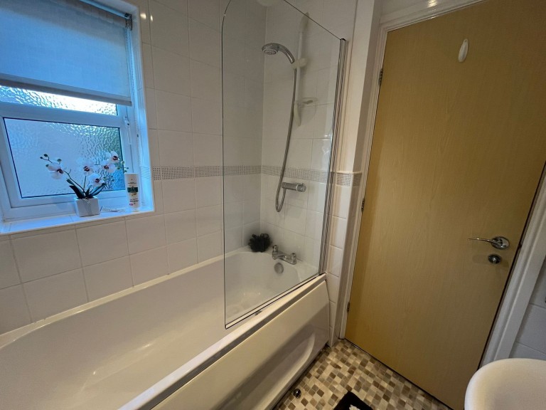 Images for Lawnhurst Avenue, Manchester, M23 EAID:425574707 BID:4e9803c7-4032-406b-90d5-01d6ebc98bcc