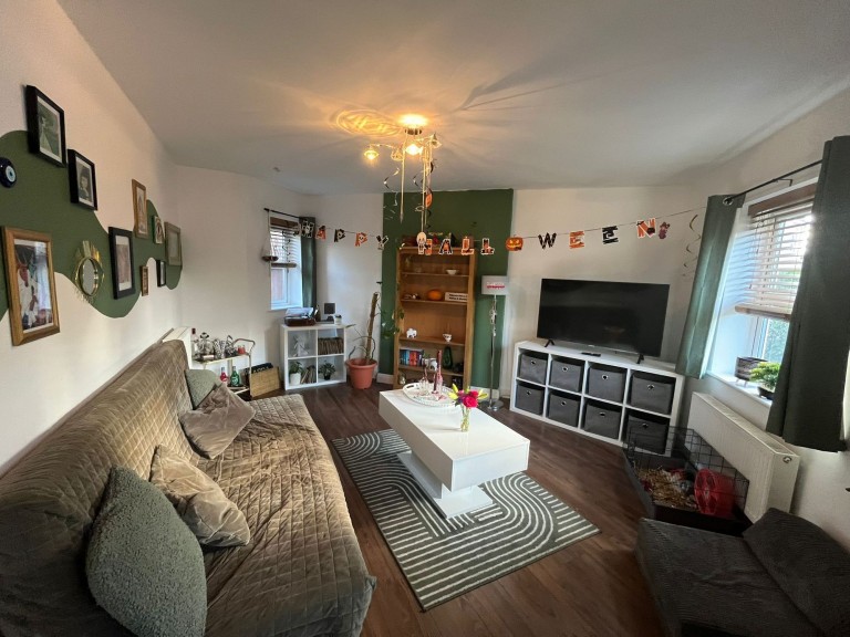 Images for Lawnhurst Avenue, Manchester, M23 EAID:425574707 BID:4e9803c7-4032-406b-90d5-01d6ebc98bcc