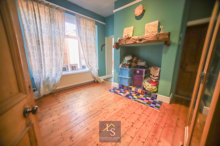 Images for Victoria Avenue, Cheadle Hulme, SK8 EAID:425574707 BID:a331354c-8a27-4290-8521-a2425358b7e6