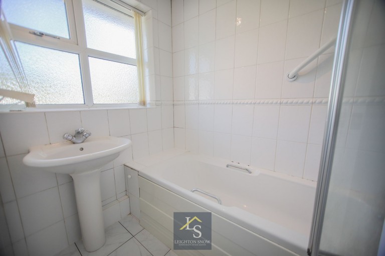 Images for Boston Close, Bramhall, SK7 EAID:425574707 BID:4e9803c7-4032-406b-90d5-01d6ebc98bcc